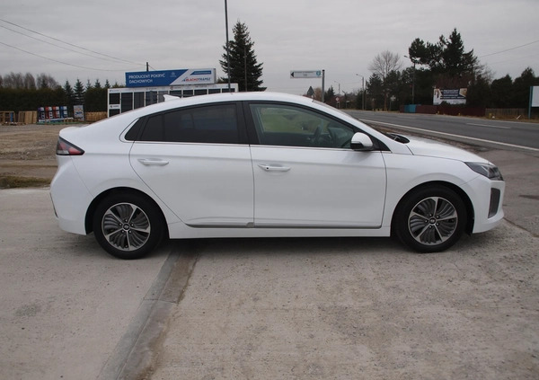 Hyundai IONIQ cena 78900 przebieg: 72965, rok produkcji 2020 z Racibórz małe 106